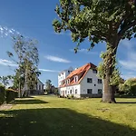 Hotel Dorfmuehle 5*