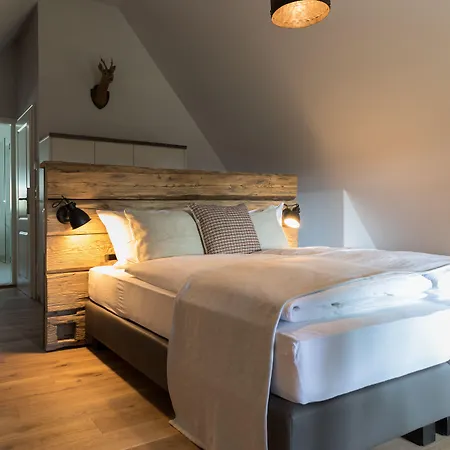 Dorfmuehle Otel Lehrberg